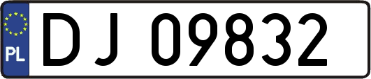 DJ09832