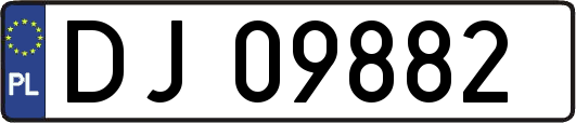DJ09882