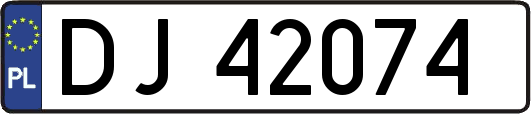 DJ42074