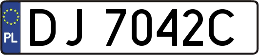 DJ7042C