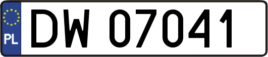 DW07041