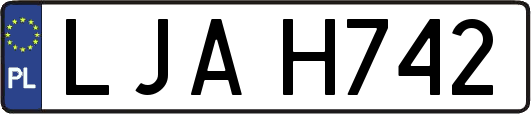 LJAH742