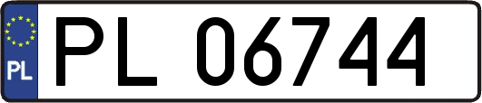 PL06744