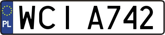 WCIA742